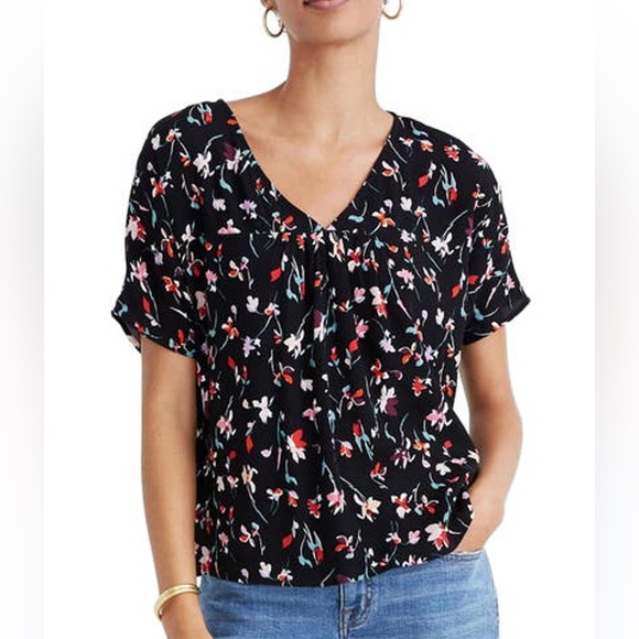 Madewell Drifting Flowers Rhyme Top V Neck in Tossed Floral True Black Sz S - Picture 2 of 10